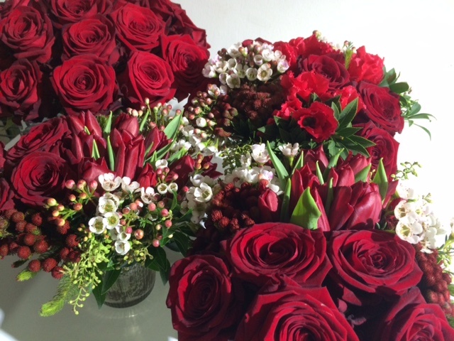 bouquet Posy floral design Porta Nova Red Naomi roses