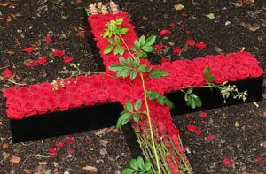 All Saints Day German Market MyFlorist porta nova red naomi sympathy roses