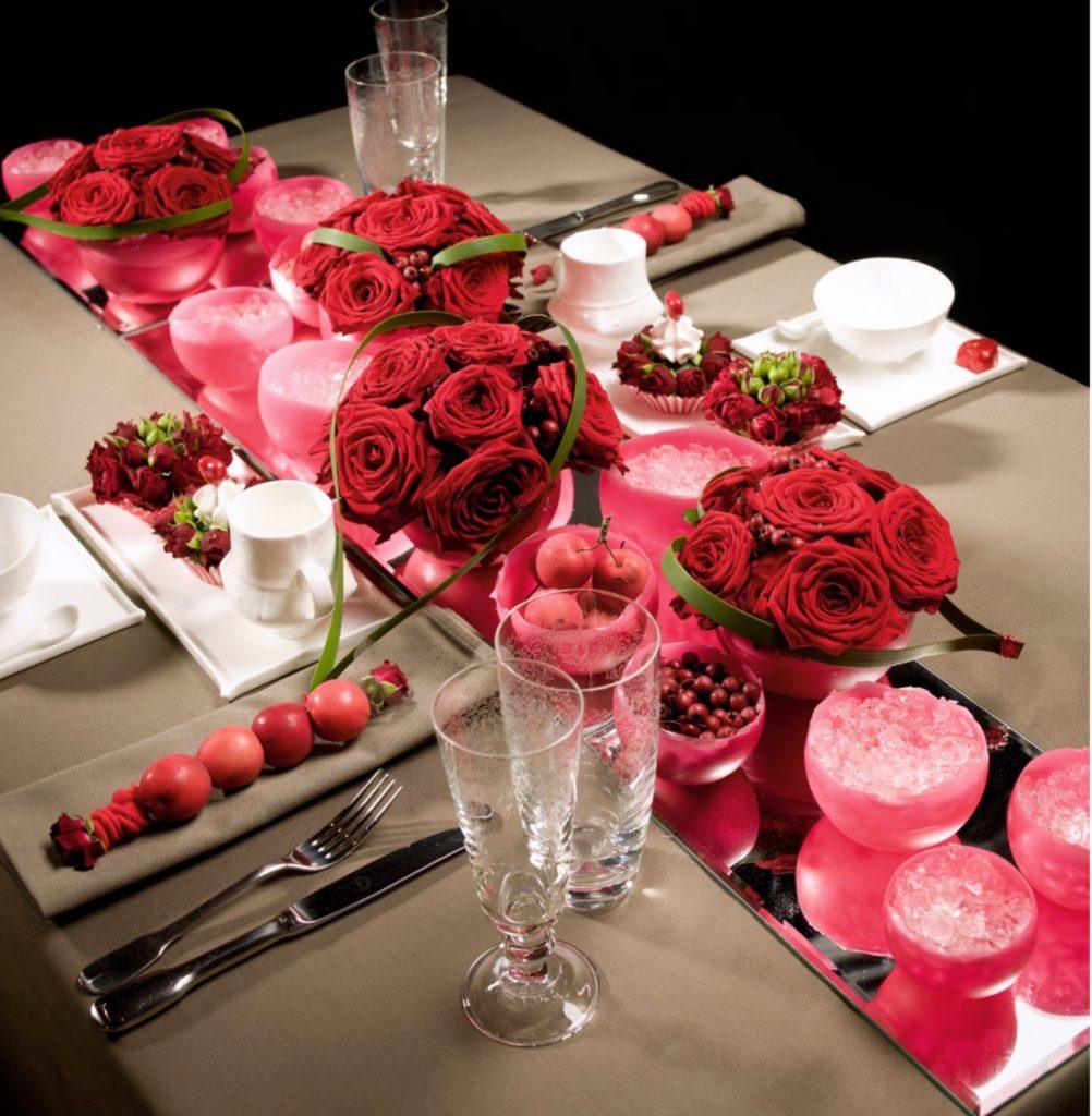 Porta Nova Christmas table arrangements - Festive Inspiration