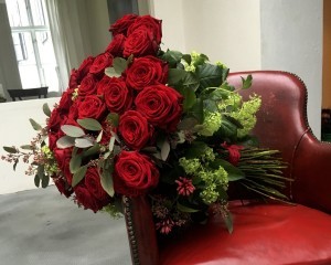 International Women's Day bouquet porta nova red naomi