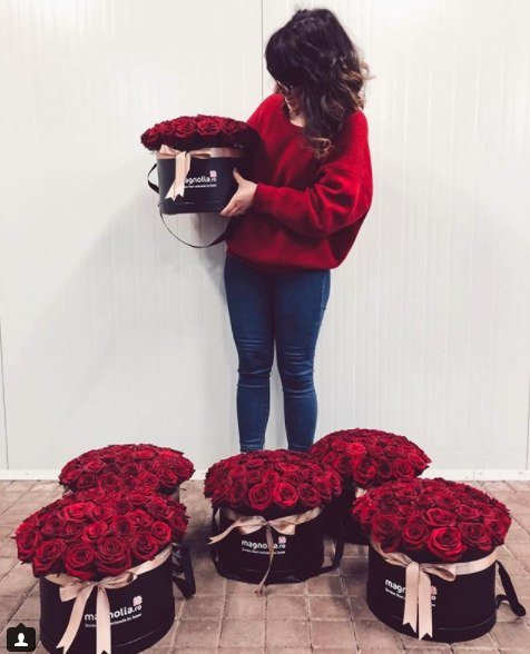 porta nova red naomi valentine's day flowers