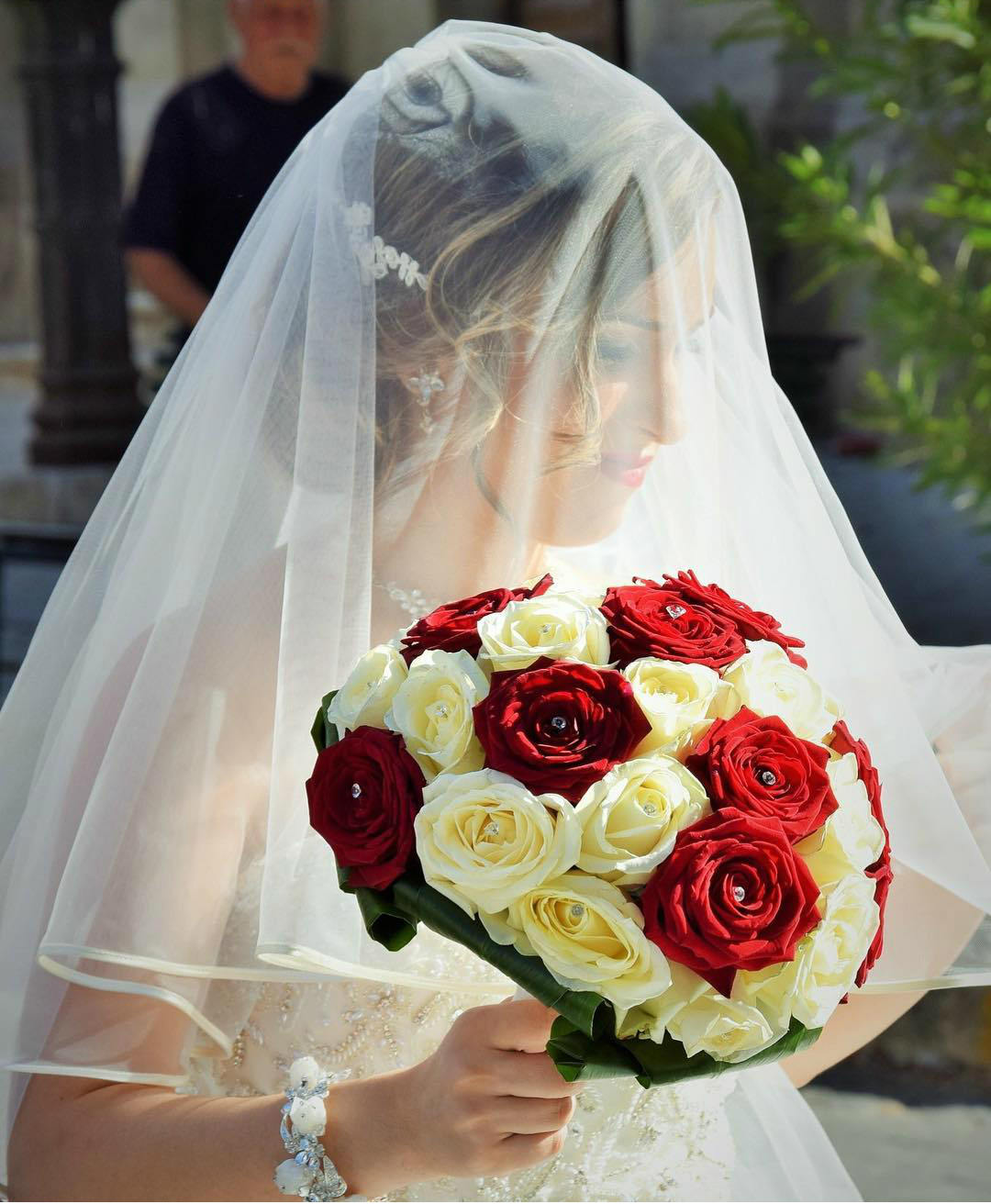 bridal bouquet porta nova red naomi 