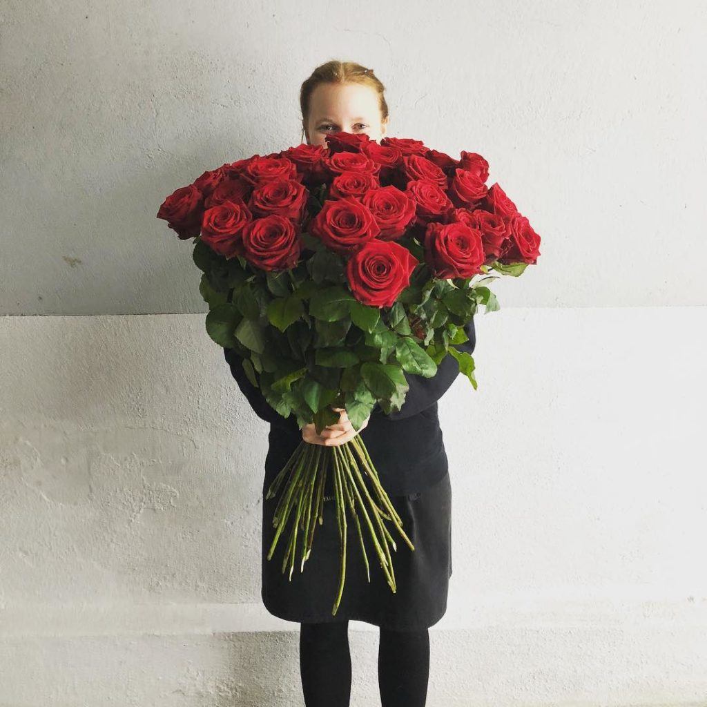 porta nova mothers day red naomi red flowers