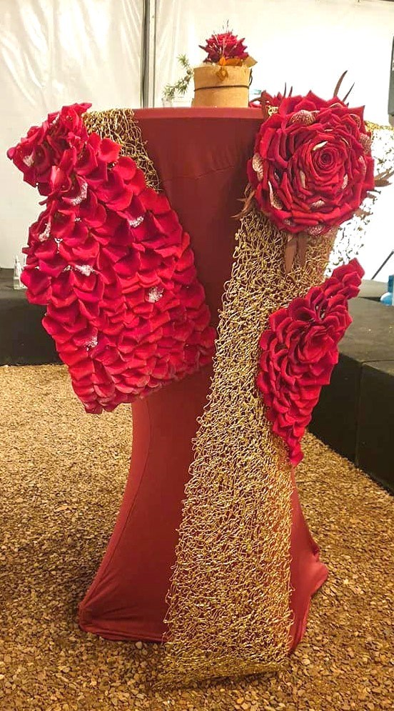 Porta Nova floral Haute Couture at the Winter moments 2019 event