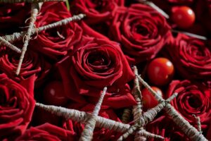 Olga Sharova Amazing floral design with Porta Nova Red Naomi